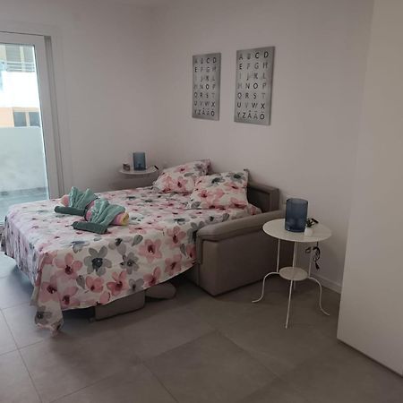 Pm 75 Via Pablo Neruda Guest House Ρώμη Εξωτερικό φωτογραφία