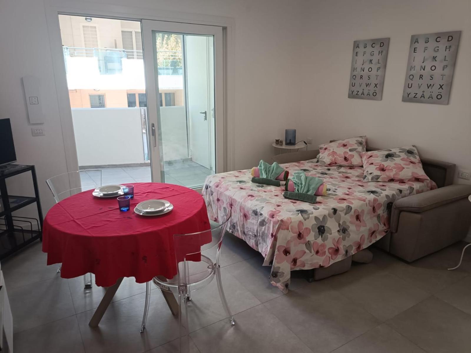 Pm 75 Via Pablo Neruda Guest House Ρώμη Εξωτερικό φωτογραφία